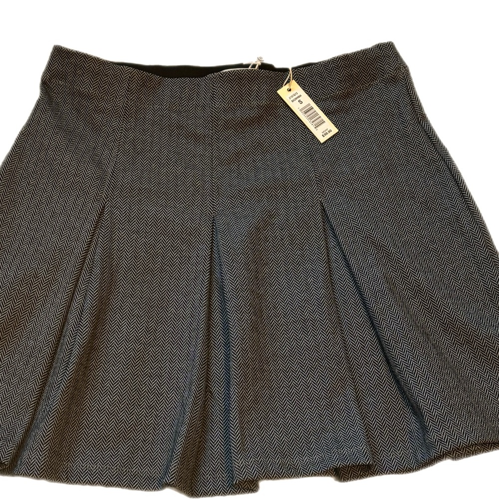 Max Studio Blaires Skirt Schoolgirl Skirt Polished Style
